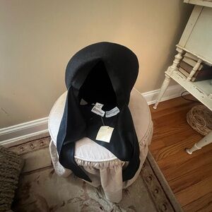 Betmar Elegant Black Hooded Cape